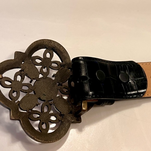 Black Belt with Ornate Buckle - Picture 8 of 12